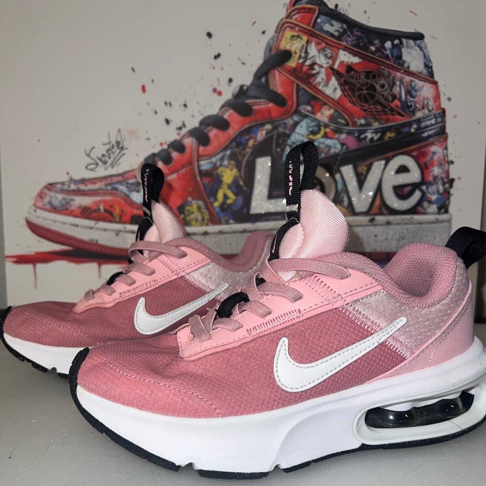 Nike Air Max INTRLK Lite Kids 2Y Pink Excellent DH9394-601 Athletic Sneakers